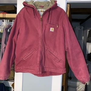 Woman’s Carhartt jacket